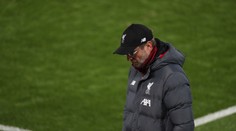Trenér Klopp počítá padlé. Po další ztrátě stopera se mu rozpadla obrana