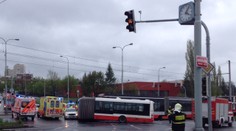 Masakr v Modřanech: Tramvaj rozpárala autobus plný dětí