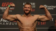 Polák Blachowicz zná recept na Jonese. Neprozradí ho, ale ukáže!