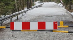 Liberecký kraj uzavřel před zimou cestu na Smědavu. Důvodem jsou nehody