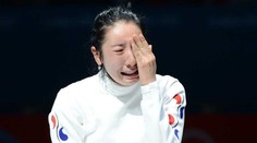 Šermířku potopili rozhodčí, 50 minut plakala na hřišti
