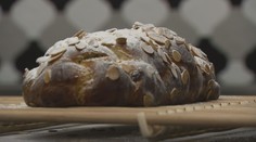 Česká vánočka je symbolem svátků. Je oblíbenější než známý německý pokrm