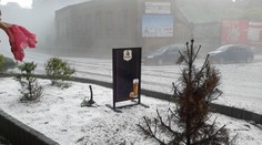 Tohle je léto? Česko zasáhly bouřky a krupobití! A bude hůř