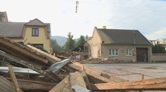 Výbuch v Koryčanech poškodil i dům sousedů, statik v něm zakázal bydlet