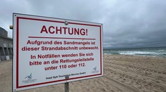 Němci varují před nebezpečnou pláží. Kvůli problému s pískem jde lidem o život