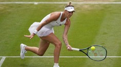 Vondroušová otočila české derby a je první čtvrtfinalistkou na Wimbledonu