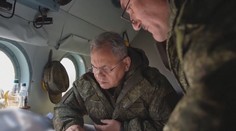 Šojgu dorazil do Mariupolu. Rusové mezitím na Ukrajinu útočí drony