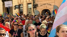Prahou prošel duhový průvod. Tématem festivalu Prague Pride byly tradice