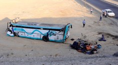 Turistický autobus v Egyptě havaroval! Nejméně 15 mrtvých