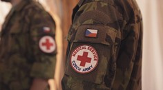 U vojenských zdravotníků jde o čas. Mnohdy mají hodně pacientů najednou