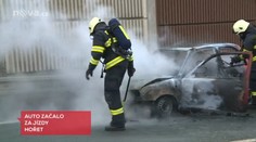Auto začalo za jízdy hořet! Rodina se 2 malými dětmi se zachránila