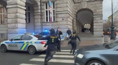 Odborníci vypracovali návod ochrany měkkých cílů. Reaguje na střelbu na fakultě