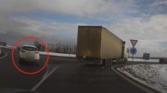 Kruhovým objezdem v protisměru? Hazardérovi hrozí rok bez řidičáku