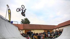 BMX závodník Michal Beran předvedl parádní triky v Telči a vyhrál MČR