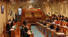 Koho volit? Tohle jsou kandidáti do Senátu ve vašem obvodu!
