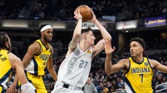 Satoranského premiéra za San Antonio vítězná, raduje se i Krejčí