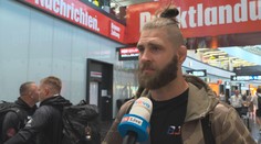 Procházka po příletu: Cítím se na h***o. Je třeba se změnit a být nový člověk