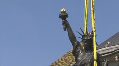 Francie Američanům darovala Sochu svobody. Čin má zlepšit vztahy