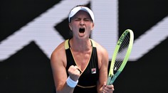 Krejčíková i Siniaková postupují ve čtyřhře. Daří se také českým mužům