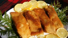 Česká vánoční večeře patří mezi chudší. Ve světě večeří třeba fastfood. PŘEHLED
