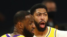 Blíží se konec "temna" v Lakers? První z hvězd se vrací k tréninku
