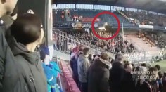 Policie ukázala video, jak světlice zranila divačku! Muži hrozí 10 let