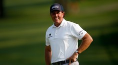 VIDEO: Golfové rány snů! Jamka naslepo i trefený diamant!