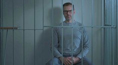 Expertka na řeč těla má o Kramném jasno: Snaží se působit, že nevraždil