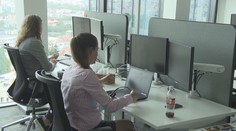 ANKETA: Pracovat by se mělo jen čtyři dny v týdnu, navrhuje eurokomisař