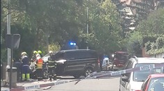 Dodávka narazila do přípojky plynu. 20 lidí museli evakuovat