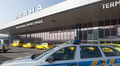 Strach z teroru na letištích: Kontroly budou ještě před nimi
