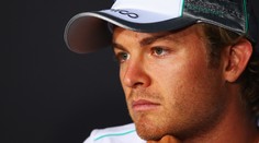 Rosberg si brousí zuby na Vettela. Trénuje na živém býkovi!