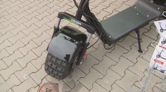 První trest pro řidiče elektrokoloběžky. Hrozí mu až dva roky za mřížemi