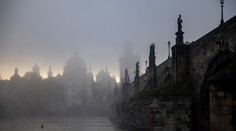 V předvánočním týdnu si slunce příliš neužijeme. Hrozí mrznoucí mlhy