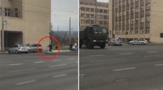 Střelba v centru Prahy! Policie pálila na ujíždějící auto, svědek to natočil