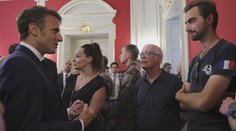 Útok na děti ve Francii: Macron se sešel s hrdinou, který chtěl muže zastavit