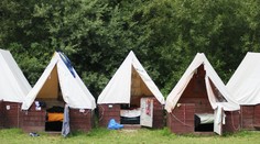 Děti mají zaplacené tábory, pořád ale netuší, zda budou. Experti mluví o srpnu