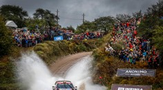 Neuville vyhrál první etapu, tlačí se na něj Ogier a Tänak
