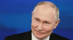 Vladimir Putin slaví. Rusku se nečekaně daří, ale ne na Ukrajině