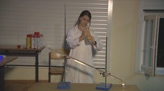 Páteční noc patřila vědcům. Ukázali svá pracoviště i zajímavé experimenty