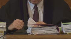 Ústavní soud se zastal novináře, po kterém policie žádala 26 milionů