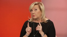 Trapas pro Schillerovou: Kde jsem, ptá se. Naštěstí v opozici, smějí se jí lidé
