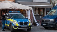 V restauraci si dopřáli šampaňské. Otrávilo se z něj osm lidí, jeden zemřel
