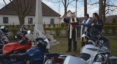 VÍKEND: Jaké to je, když kněz propadne motorkářské vášni?