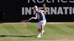 Tenistům na turnaji v Eastbourne vykradli pokoje. Brali hodinky i hotovost
