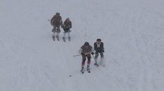 V Beskydech se konal šampionát v historickém lyžování. Došlo i na tvrdé pády