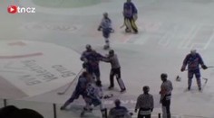 Vítězná Kometa: Kántor rozhodl a knockoutoval Fina. BITKA NA VIDEU, SESTŘIH
