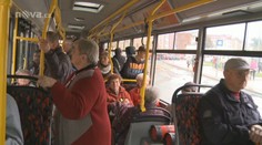 Řidiči autobusů protestovali kvůli platům, berou jen 72 korun