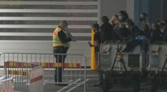 Mutace koronaviru zasáhla Británii. Češi nemůžou na svátky domů