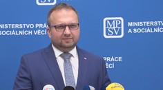 Mimořádný příspěvek na děti nebude. Jurečka popsal, jak jinak stát rodinám pomůže